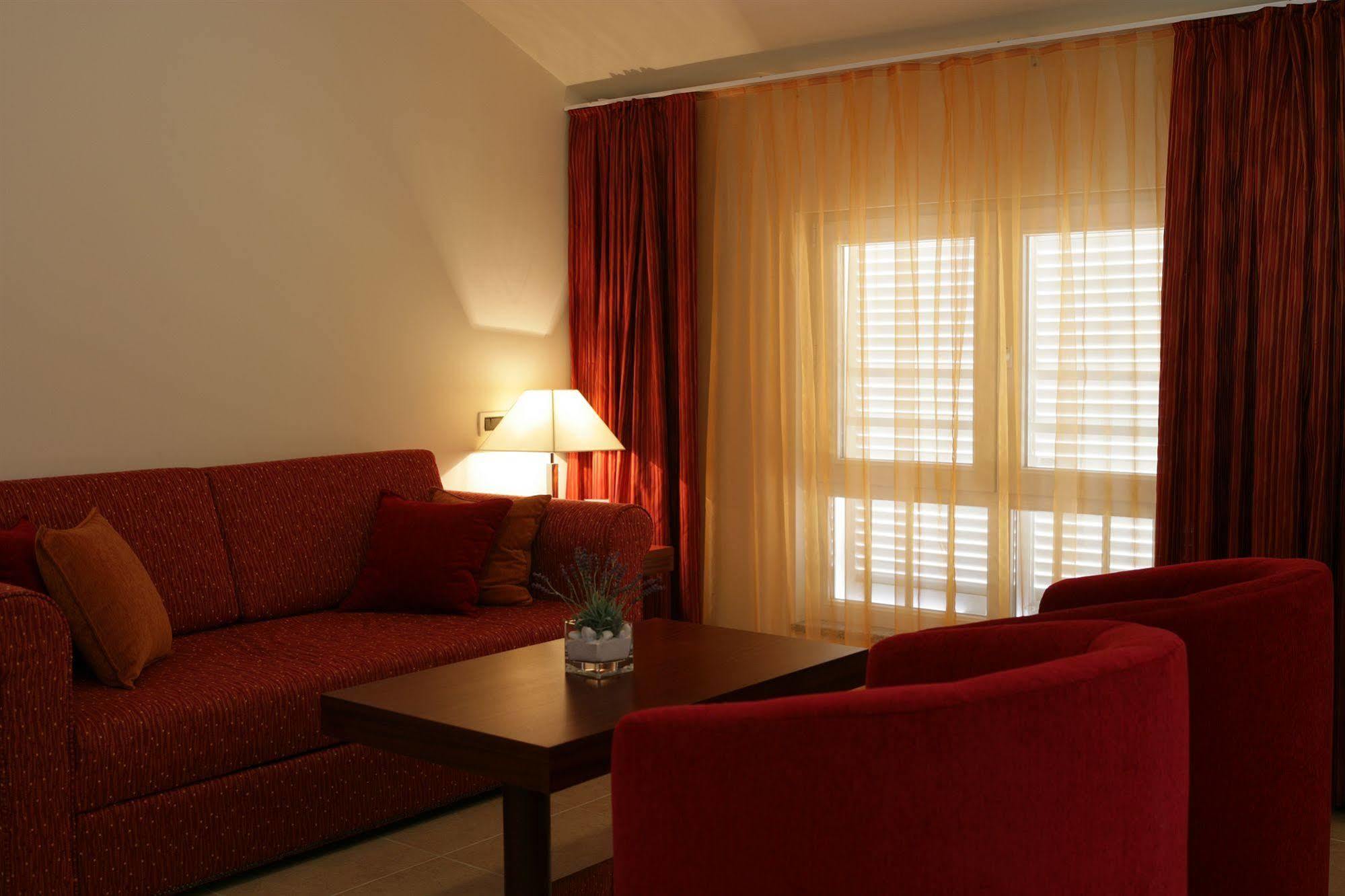 Valamar Atrium Baška Residence Bagian luar foto
