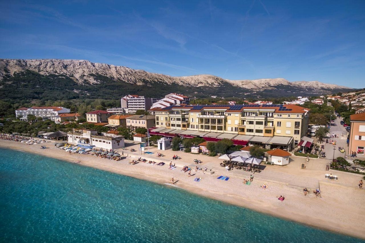 Valamar Atrium Baška Residence Bagian luar foto