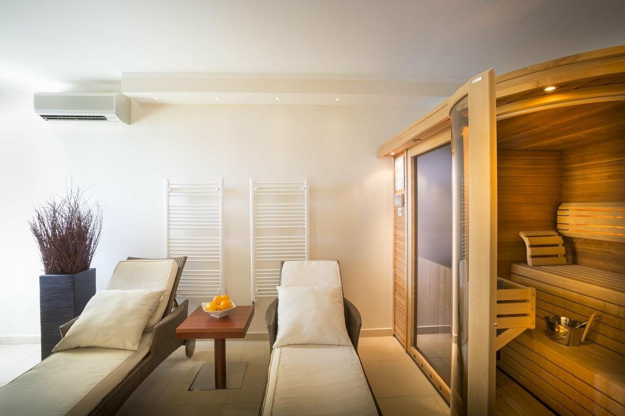 Valamar Atrium Baška Residence Bagian luar foto